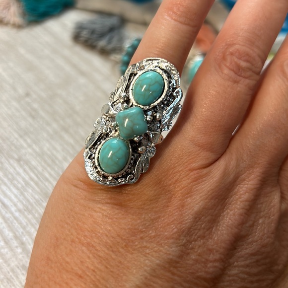NWT Vintage Turquoise Western Bohemian Gemstone Ring Set of Four - Picture 6 of 13